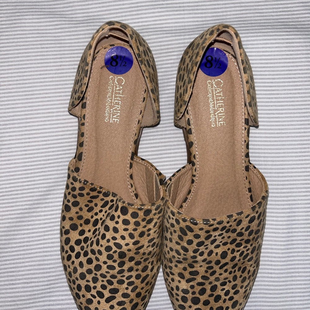 Shoes - Picture 3 of 6